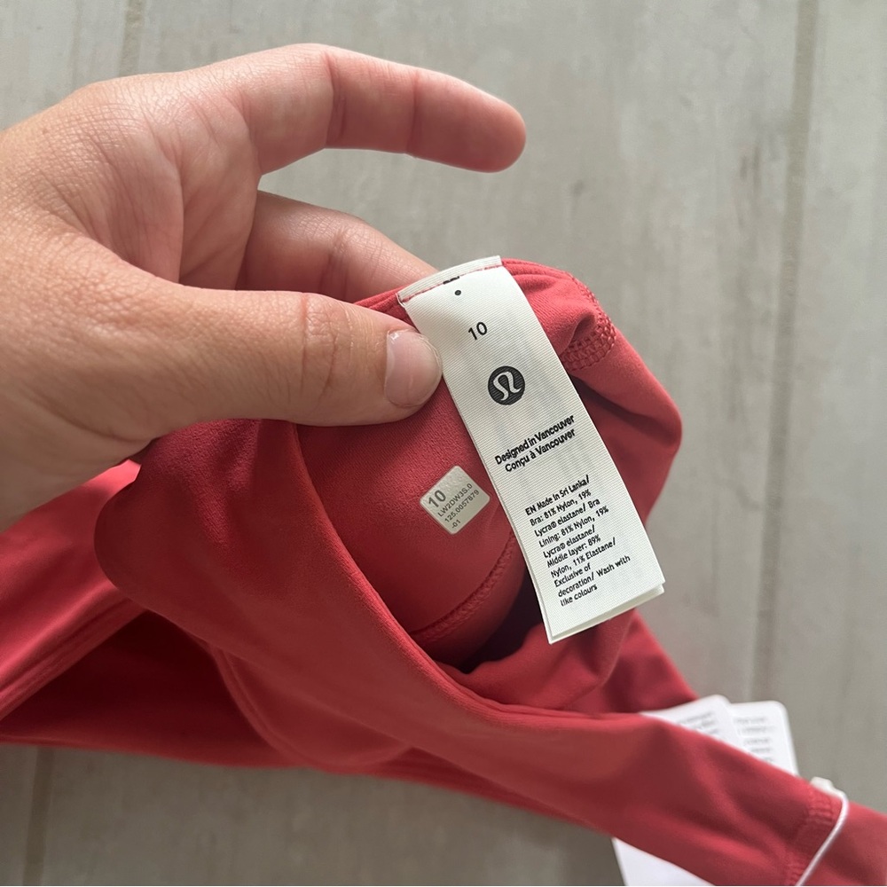 NWT Lululemon Align V-Neck Bra, Desert Red, Size 10 - Picture 7 of 7